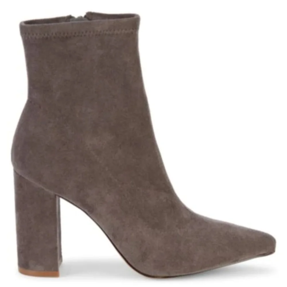Steve Madden Vinka Bootie - Picture 2 of 6